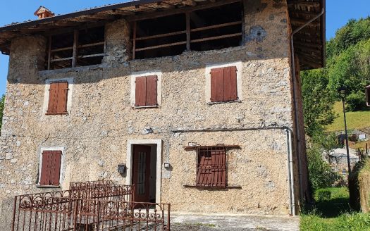 Casa indipendente con giardino !!!