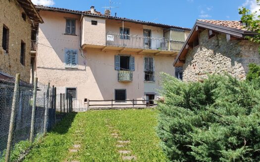 Appartamento ristrutturato in borghetto ……….